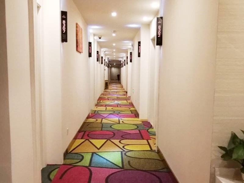 Shell Baoshan District Tieli Road Subway Station Tiefeng Road Hotel 2*