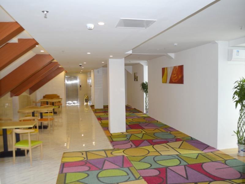 Hotel Shell Baoshan District Tieli Road Subway Station Tiefeng Road Shanghai